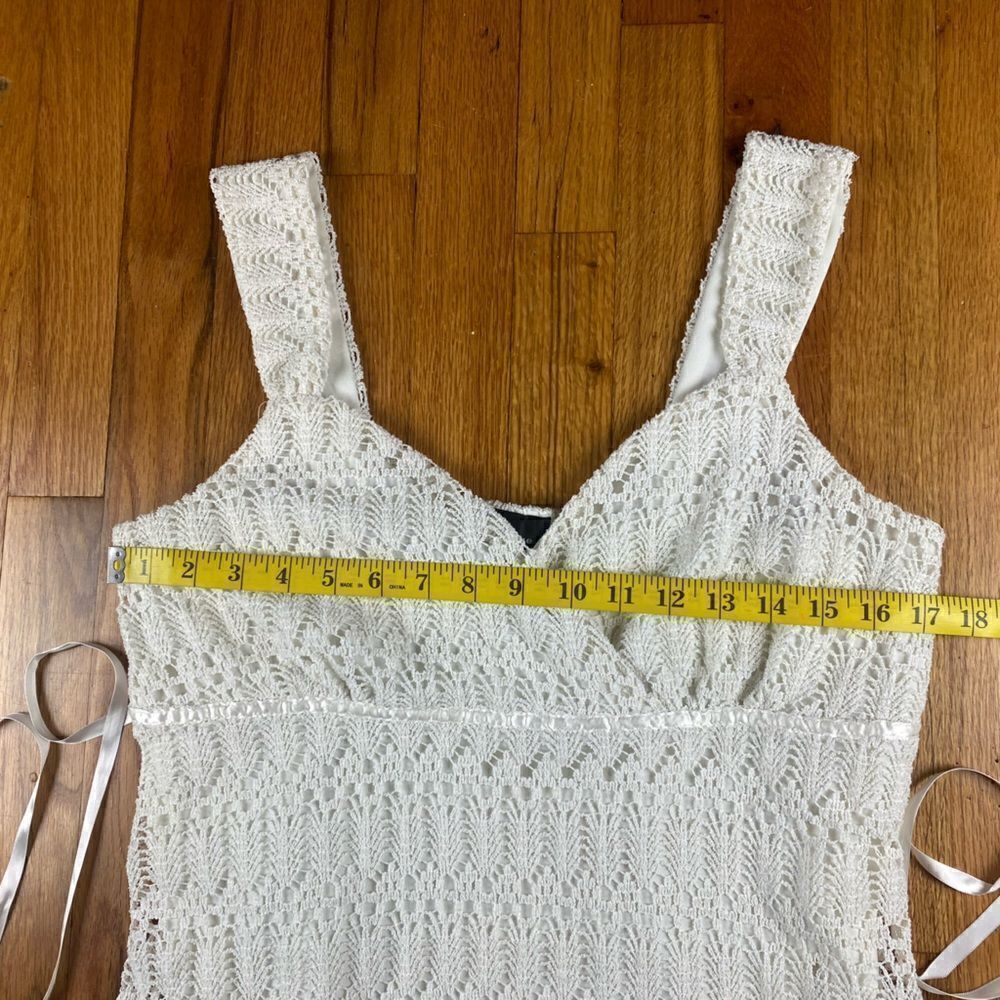 AB Studio Large White Y2K Tank - Picture 6 of 8